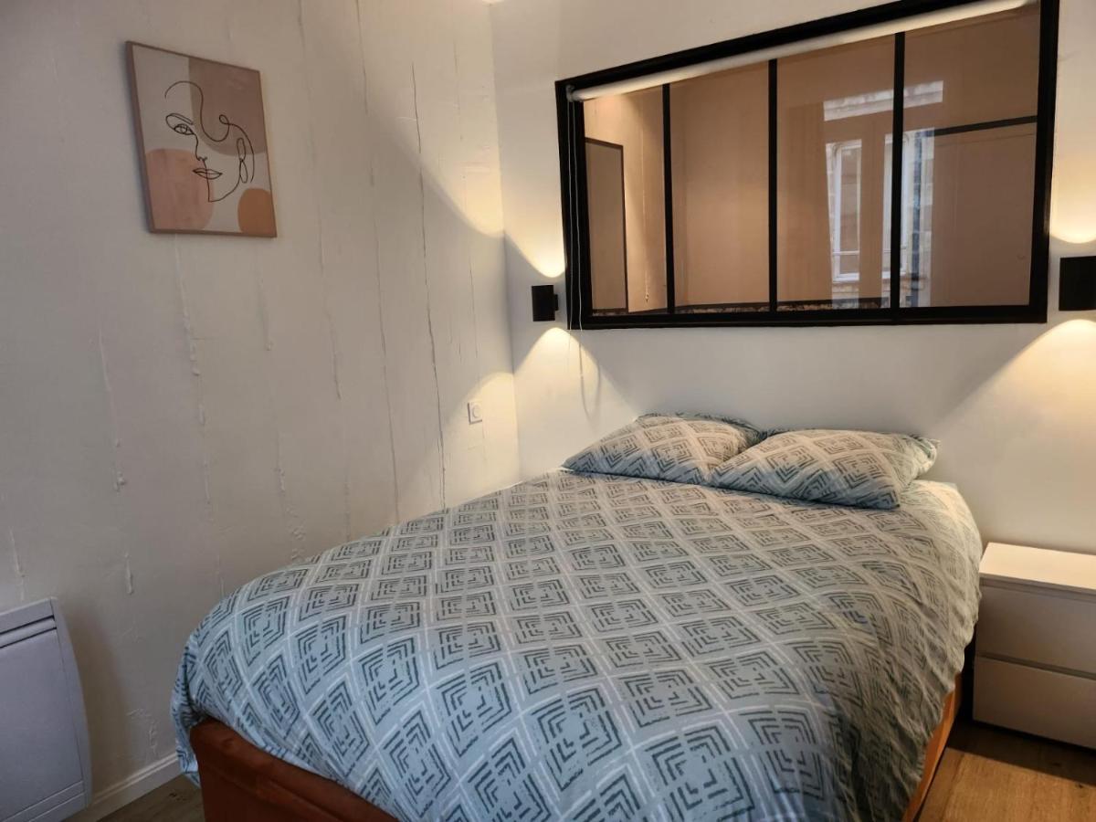 Charmant Cocon Iode Cosy Equipe, Baigne De Lumiere, Situe Au Coeur De La Rochelle A 1Min A Pied Du Marche Central Avec Tv Et Wifi エクステリア 写真